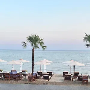 Okkio Sea View Apartament